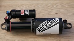 RockShox Vivid Air R2C 222x70mm M/M Tune Dämpfer