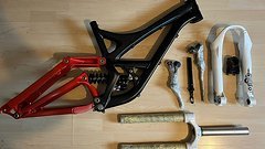 Specialized Demo 7 II Rahmenset Rock Shox Totem RC2 DH Rock Shox Vivid 5.1