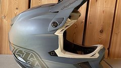 Troy Lee Designs D4