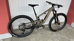 Santa Cruz Bicycles Megatower V2 CC Medium Nickel MY23