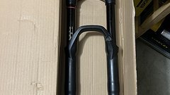 RockShox Revelation