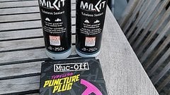 Muc-Off Tubeless Sealant + Puncture Plug Set