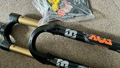 Fox Racing Shox 38 170mm, kashima  29", 44m offset, GRIP2