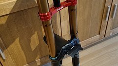 Fox Racing Shox 49 factory float, Grip 2 inkl. Industrie-T Gabelbrücke