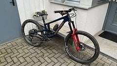 Santa Cruz Bicycles Nomad - Enduro - in Größe L - Custom Build