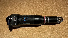 RockShox Deluxe Select+ RT – 210x55 mm NEU