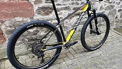 Canyon Exceed CF SLX 9.0 Gr. M - Top Zustand!!!