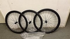 Gravel Rennrad Carbon Laufradsatz NEU! 45mm 12x142 100x12 CL Straightpull