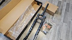 Fox Racing Shox 32 SC Performance 29" fork, 100mm, 2023