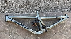 Pivot Cycles Firebird frame set / Gr M