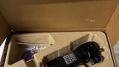 RockShox Deluxe 205 x 65 Trunnion
