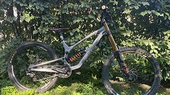 Nukeproof Dissent 275 M