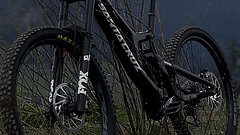 Santa Cruz Bicycles V10 Downhill Bike Size XL
