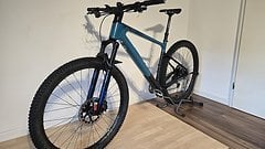 Focus Raven 8.8 Carbon Down Country Hardtail + Upgrades