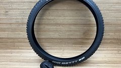 Schwalbe Big Betty Bike Park Reifen 27.5x2.4 Draht mit Schlauch