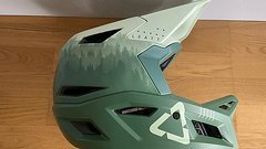Leatt Gravity 4.0 Helm