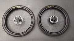 DT Swiss 29" Carbon Laufradsatz DT Swiss 240 EXP Sapim CX-Ray LRS Boost