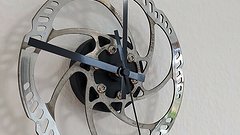 Soulriderart Wanduhr MTB Bremsscheibe | Perfektes Geschenk oder Deko für Radfahrer