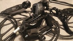 SRAM CODE R Scheibenbremse komplett VR + HR inkl. Scheiben und Adapter