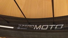 Zipp NEU UNBENUTZT: 3ZERO MOTO Vorderrad 29" 15x110 mm BOOST Steckachse