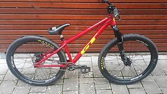 GT Bicyles LaBomba mit Pike DJ, Spank Spike Race, Halo, Raceface Turbine