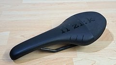 Fizik Tundra M3 Sattel - Carbon