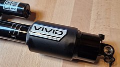 RockShox Vivid Ultimate RC2T 250x75 Neu