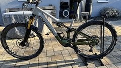 Orbea Rise M10 Carbon (Modell 2022) mit XTR-Bremse & 160mm Federgabel,