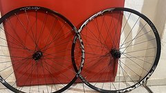 Race Face AEFFECT SL 24 Laufradsatz 29" HR 12x148mm, VR 15x100mm