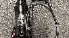 RockShox Deluxe RL3 Dämpfer 165x45mm Trunnion für Scott Spark inkl. Remote