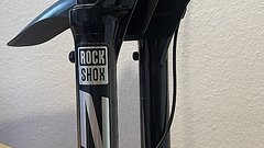 RockShox ZEB ULTIMATE RC2 DEBONAIR+ BOOST 29", 180mm, Black