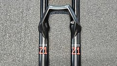 Marzocchi Bomber Z1 Federgabel 29/27,5+ 36mm 160mm Shiny Neu