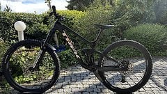 Trek Slash