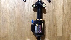 Cane Creek DB Air inline mit Climb Switch