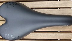 Fizik Aliante δ Sattel kmpl. schwarz