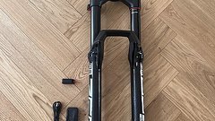 RockShox „NEU“ Rock Shox ZEB Ultimate Flight Attendant 170mm 29“