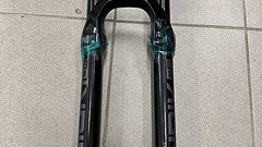 RockShox Lyrik Select+ 29'' 160mm aus Neurad