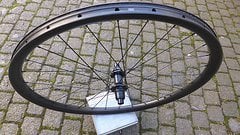 Mcfk 29" Hinterrad DT 240s 12x142, 25mm Carbon Felge, MTB/Gravel, nur 750g!