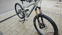Ibis Cycles Ripmo v2 Carbon XT grau Größe XL mit 38er Fox Gabel