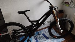Santa Cruz Bicycles V10 CC