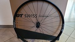 DT Swiss Vorderrad E1900 Spline 29" 30mm CL 15x110 Boost