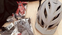 Troy Lee Designs A3 MIPS, M, inkl. Zubehör