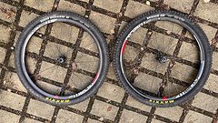 SRAM Roam 50 27,5" XD mit Bereifung