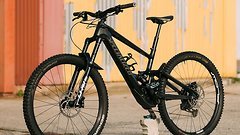 Specialized Kenevo SL Comp S3/M + Range Extender + neue Reifen