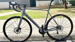 Canyon 2023 Canyon Ultimate CF SL 8 Disc Di2 - Size L