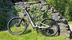 Rocky Mountain Instinct Carbon Rahmenset MD ungefahren