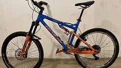 Nicolai Virus/Bass in Blau-Orange Größe M, mit guter Ausstattung