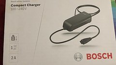 Bosch compact charger 100-240v