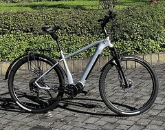 Foto von Bike E-MTB Straßenversion Shimano Motor Shimano XT Rockshock Air