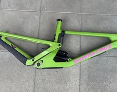 Foto von Santa Cruz Bicycles Nomad V5 Adder Green Framset Göße L
